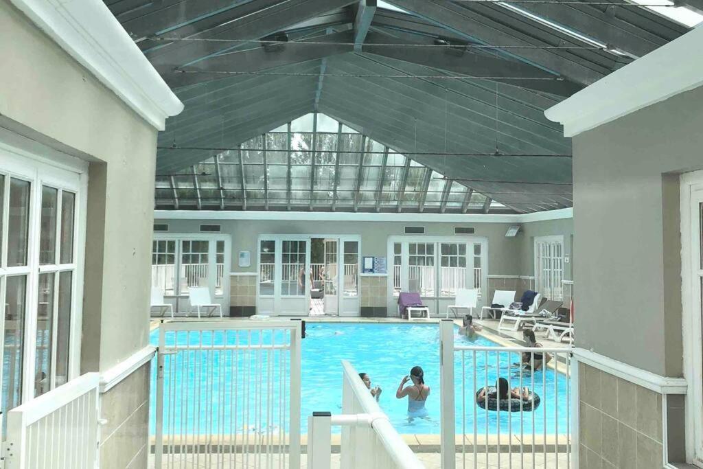 Appartement 2 Chambres Couleur Dune, Piscine, Parking Gratuit Le Touquet Dış mekan fotoğraf